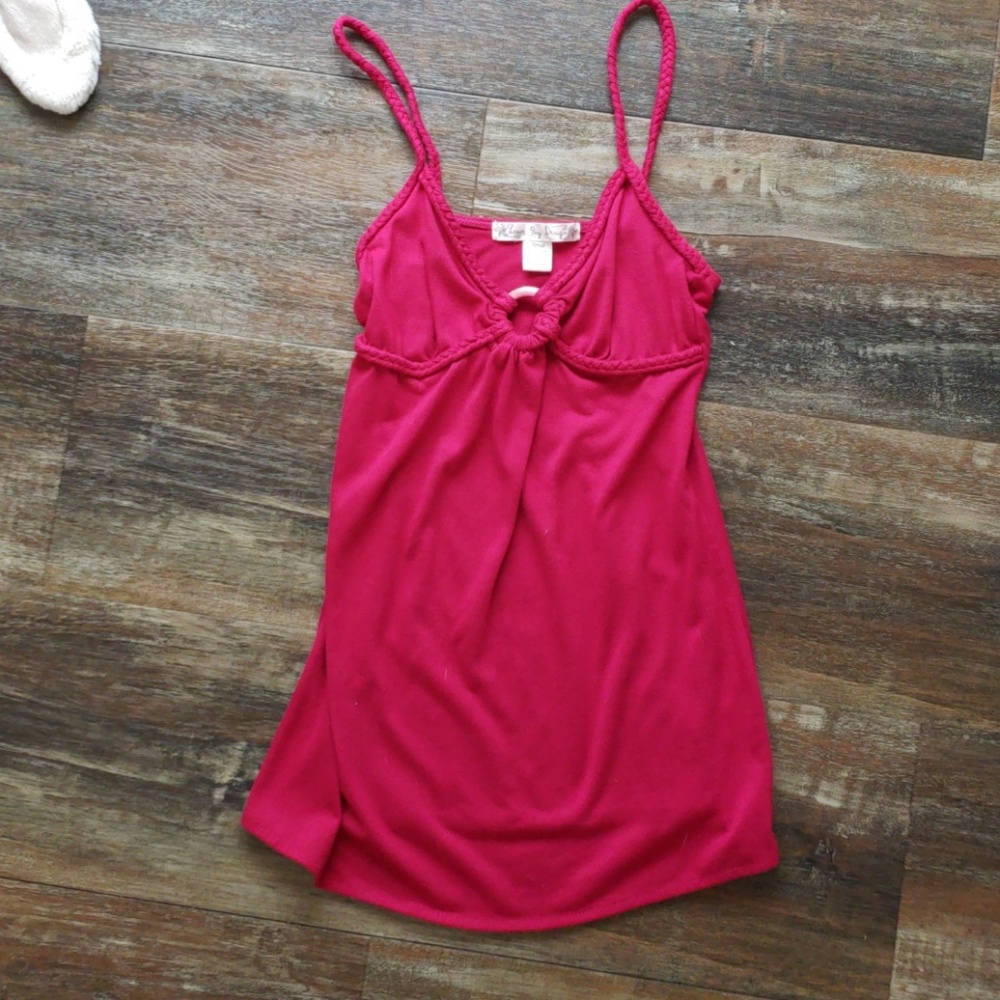 Pink tank top